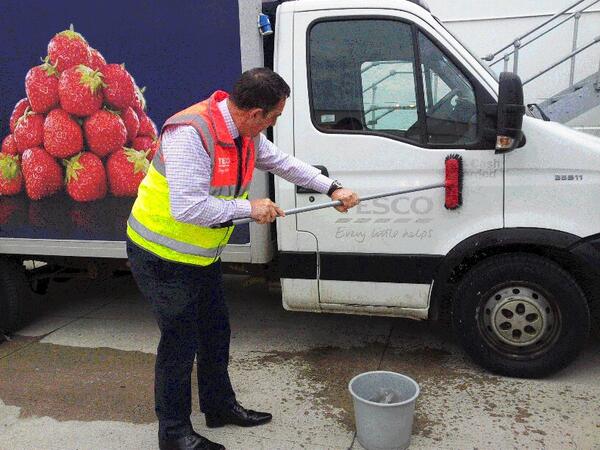 JK_Tesco's tweet photo. Forfeits proof...jack of all trades yesterday! @AndyWoolfenden @TJ_Hgt http://t.co/s6CeCaN6sm