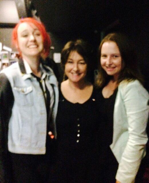 Hilarious show last night! extra loud laughs were shared, with love from your fav front row girls!😘
<a href="/FionaOLoughlin_/">Fiona O'Loughlin</a>