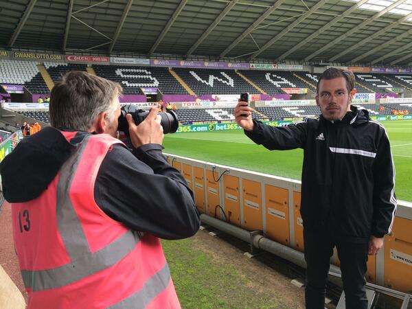 BmtWpM2IgAAJXbZ.jpg:medium