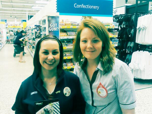 service superstar Loretta, customer comment "so polite and helpful, she was a delight" <a href="/PaulaLMorgan/">Paula Morgan</a> @DRees007