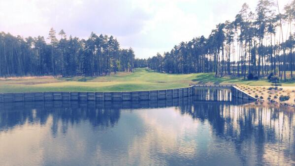 PSUTurf's tweet photo. “@MikeFidanza: Penati Golf Club in Slovakia. Penn-A4 greens. #PennStateTurf represented :-) cc @iTweetTurf http://t.co/4SDzvNRyJa”