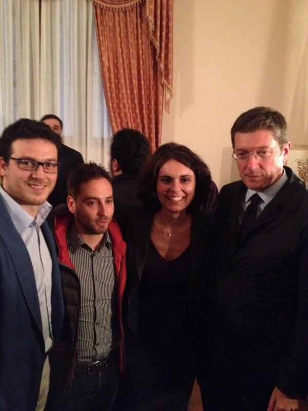 unitipossiamo's tweet photo. Impegnati su tutti i fronti #unitipossiamo http://t.co/BoaiJJodfC