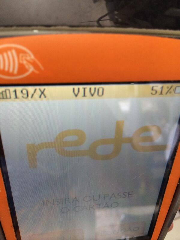 showsefi's tweet image. Ñ sei quem é pior: @MasterCardBR ou @Vivoemrede #semsinal