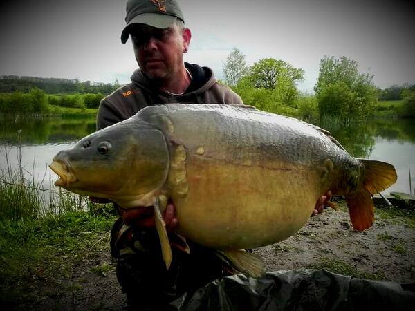 Michael Light reached his ambition of catching a UK 40.This 43.10 lb belter was on my Contrast Pro Boilies &amp; 4 others