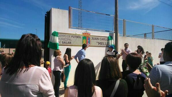 SalarcF's tweet photo. Queda inaugurado el nuevo nombre del estadio del salar CF."Campo de fútbol municipal de salar Juan Carlos Melli" http://t.co/LItiBp0fVi