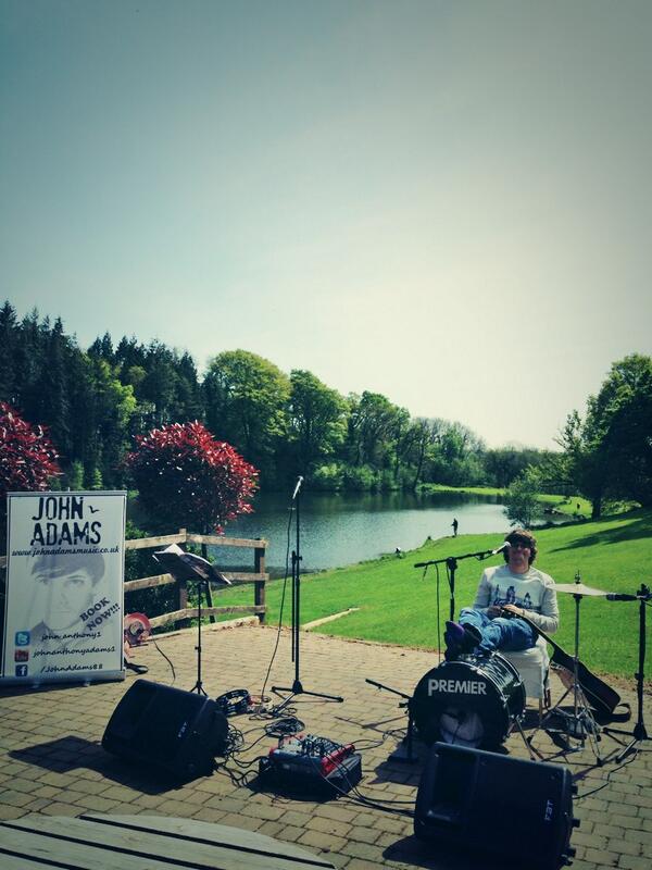 JohnAdamsMusic1's tweet photo. Lovely outdoor gig on the side of a lake!!! http://t.co/RCNmbIfT0S