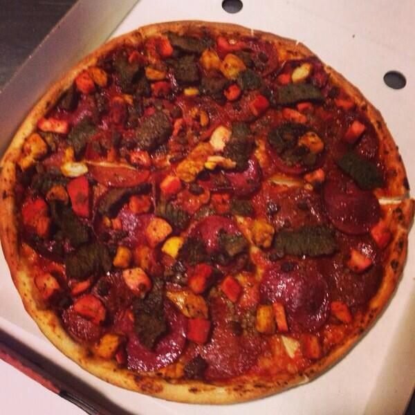 Pizza Delfino tweet media