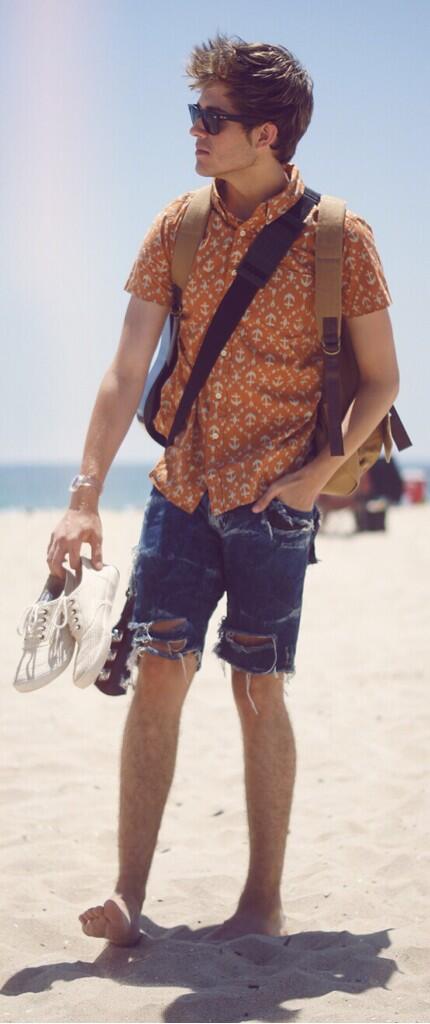 miguelangelopes's tweet image. #fashion #men #menstyle #menswear #mensfashion #backpack #watch #denim #sunglasses #relax #style #streetstyle