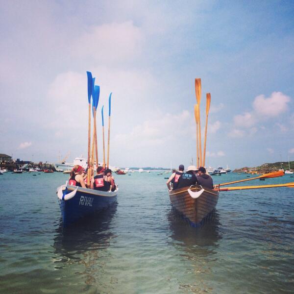 Ladies coming in men headed out <a href="/BCGigClub/">B&C Gig Club</a> <a href="/BBCCornwall/">BBC Cornwall</a> #wpgc2014  IOS