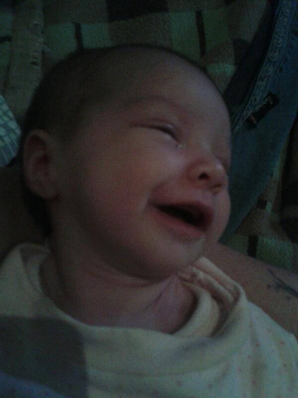 mia_colo's tweet photo. mas tierna mi bb hermosa! !! http://t.co/Byswykv8Db