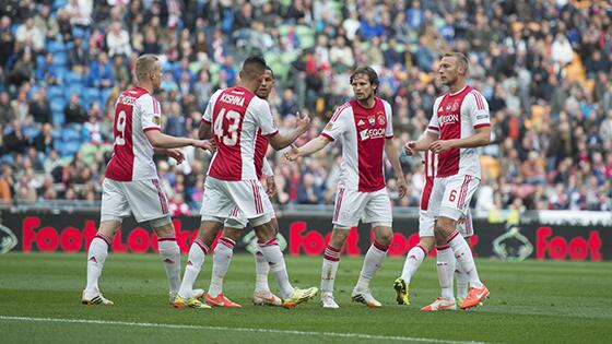 AFCAjax's tweet photo. 45+1. Rust in de ArenA. #Ajax op voorsprong: 1-0. #ajanec http://t.co/bHQsal71vo