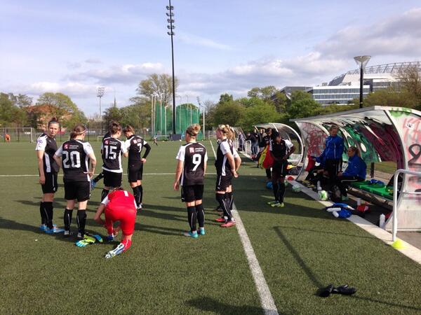 FAKoebenhavn's tweet photo. Another game - another win. 4-0 today at Fælledparken. Four games, four clean sheets, 17 goals! http://t.co/CG4DmIwIbF