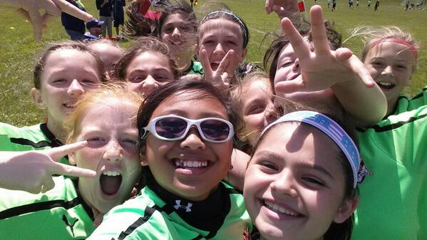 agrhokie's tweet photo. @RoanokeStarSC
U11 G-Premier with coach JD having fun! #RSKimoyo http://t.co/FzT3YWu61o