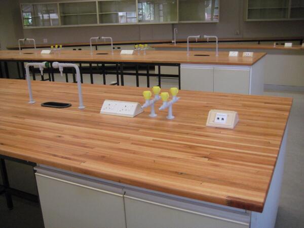 Alphalab1's tweet photo. Cost effective long lasting timber worktops http://t.co/yrbmwzvwdG http://t.co/G1j09N5olE