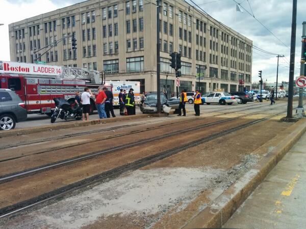 coolcorn's tweet image. Yikes! Crazy car accident on Comm Ave. near the BU bridge. :(