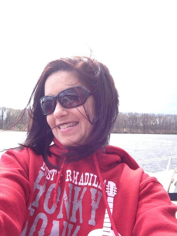 ZitoColleen's tweet image. About to get soaked on the boat, but first let me a take a selfie #cleanboat #storms