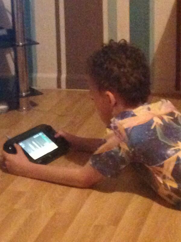 YoungBogusBoy's tweet image. Neff on the WiiU #TechBoys