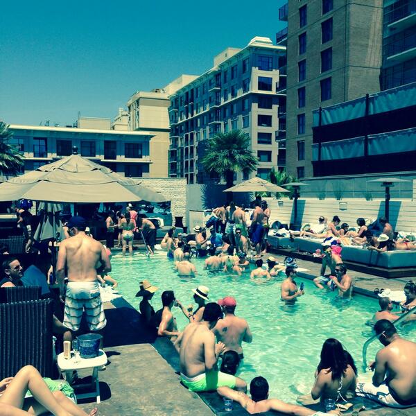 HANGTYMEMUSIC's tweet photo. @HardRockSD looking good.  next week we have @DJFishFonics &amp; @djTWIST http://t.co/3GXTrtbxfQ