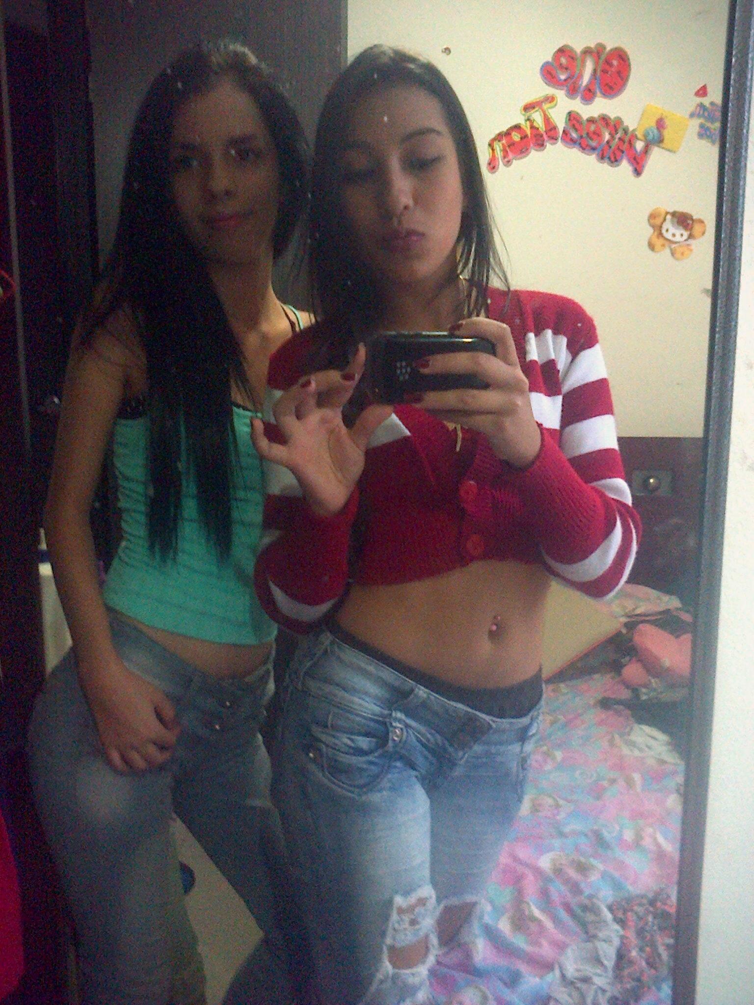 Leidy Sandoval on X: Con mi amiga linda♥ Muaaaaaaaaaaaaaaaaaaa ;)  http:t.co4WILcaz9TX  X