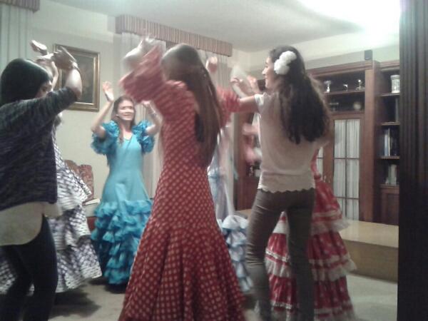 ClubAlama's tweet photo. Celebrando las cruces en Alama! http://t.co/E0KEoTxq3I
