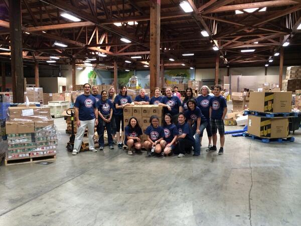 Nouglyduckling's tweet photo. Great day of volunteering at Second Harvest Food Bank of Orange County @BU_Tweets #bugds http://t.co/aUQl9OnmYk