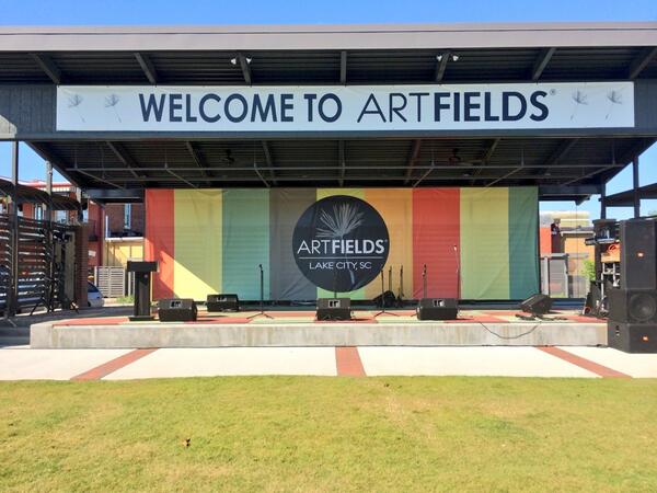 JamesSmithSC's tweet photo. @Table118 @ArtfieldsSC @Lake_City_SC w/ @kirklandtsmith @carolineq @ShaniRGilchrist #Artfields2014 http://t.co/GN2RbfkMOi