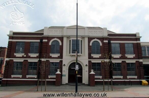 The newly beautiful #willenhallLibrary with a facelift <a href="/WalsallCouncil/">Walsall Council</a> <a href="/WalsallLibrary/">Walsall Libraries</a>