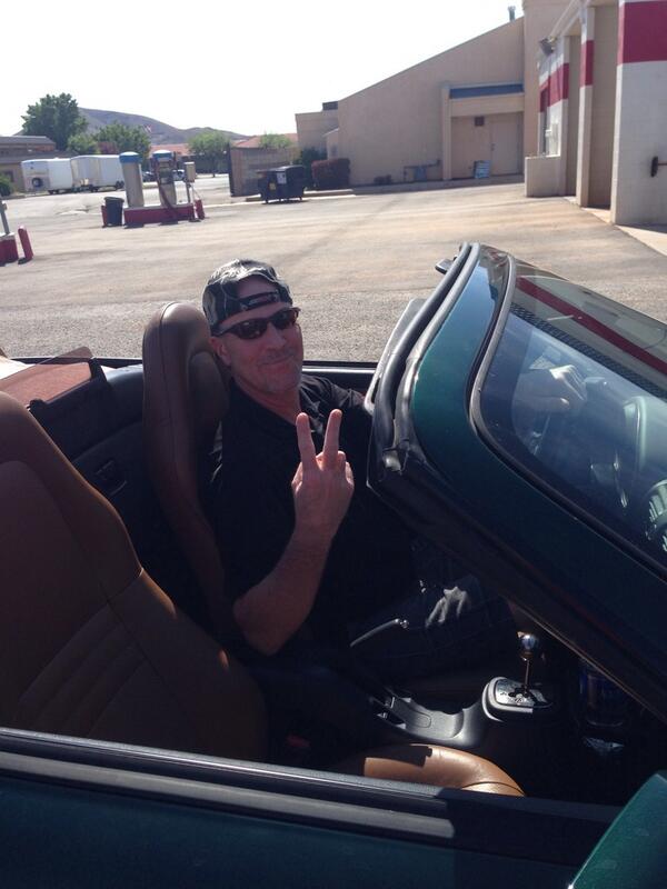 ReganEllsworth's tweet photo. 2 kewl 4 u #johnchapman @addij http://t.co/a9e9p4UPlu