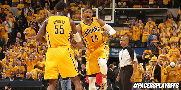 Pacers's tweet photo. Paul George leads the #Pacers at halftime with 16 points. 
Stephenson: 10pts/6rebs
Hibbert: 9pts/5rebs http://t.co/yRI2GMulVn