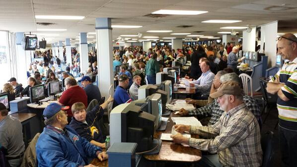 Iminfantasyland's tweet photo. Hey @Flamborodowns look at this crowd at Buffalo Raceway (there were tons more downstairs) and we STILL got a program http://t.co/NzWeNdVudA