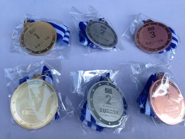 uni_eropa's tweet photo. Medals waiting for the fastest runners at #EUonthemove on Sudirman... But everyone's a winner in #EuropeWeek -CC http://t.co/7bQV3QnjA8