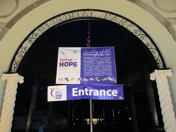 TheTownMag's tweet image. Had a great time at the @RFLStuart event tonight. Thank for inviting @TheTownMag ! #cancersucks