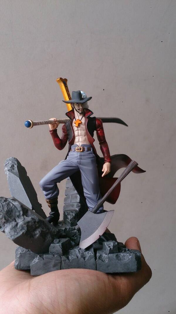 KLAHADORE_'s tweet image. ACTION FIGURE DRACULE MIHAWK ONE PIECE ORGINALBRANPRESTO 400K #MIHAWK #OnePiece