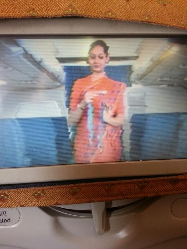 utkarshsain's tweet photo. Its at times like these that you miss #kingfisherairlines. Where the fuck is #yanagupta at? http://t.co/OPXPSy3W5S