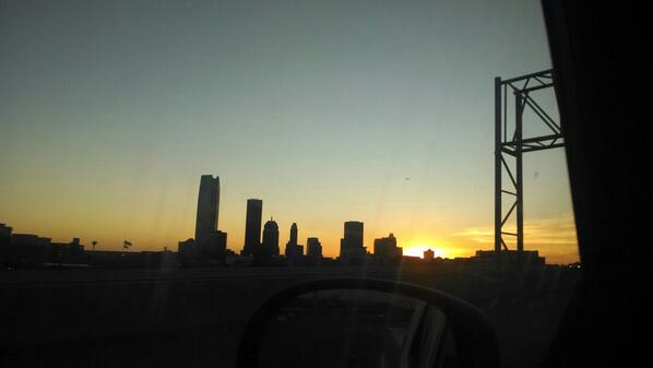 dmart1898's tweet photo. Little Oklahoma skyline for ya http://t.co/Hzr91J5L68