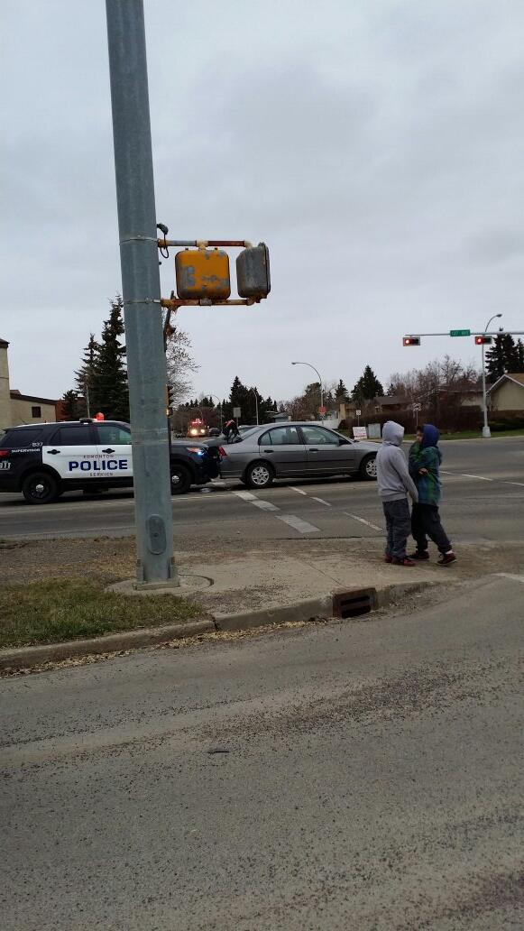 skyler1976's tweet photo. Accident. Cop hit passenger. #globaltv #edmtraffic http://t.co/Boly4wu9UG
