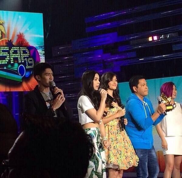 LIZANIANSOFC's tweet photo. "@JBeautiesGlobal: Julia and Liza ๐ #ASAPSummerFest http://t.co/8AGhjpX3Bq"