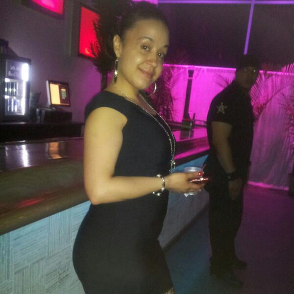 BxUcMe's tweet photo. #HappyBrithday #ClubMiami #NYC #Bronx #30Looking25 #MyHeart #TeamGetMore #BxSalute http://t.co/IbtqxdIx0C