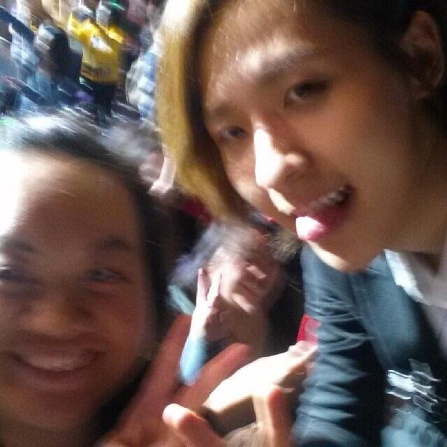 BmxbchFCAAAJjoV.jpg:large