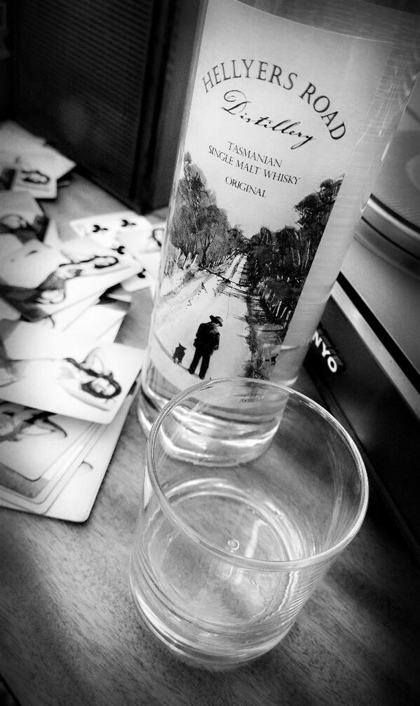 McFuzzleManchen's tweet image. Enjoying a #HellyersRoad #Whiskey in the #SecretMensClub at the @YelpAdelaide #NannaSkillzParty