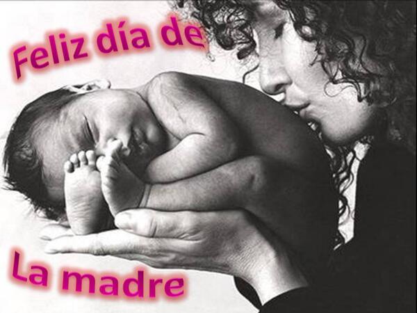 LosQuesitos's tweet photo. Les deseamos un feliz dia de la madre a todos, en especial a las mamis ♡ http://t.co/uGa2WgqBsd