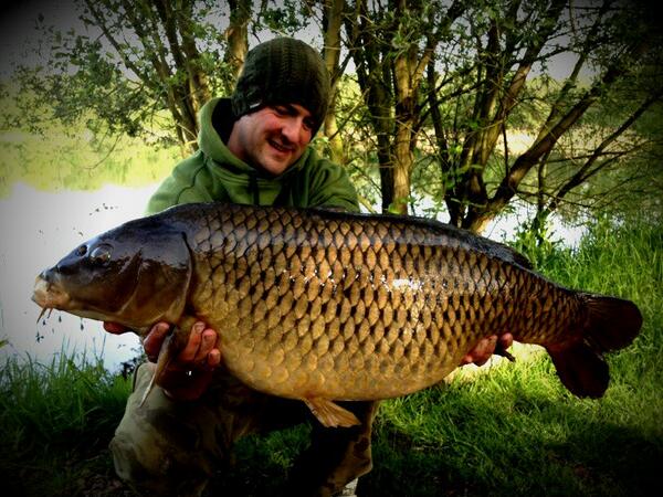 Steve Elsbury banked this Bobby dazzler of a common and is his new PB. He used my new Withy Pool Mix special, Stunner