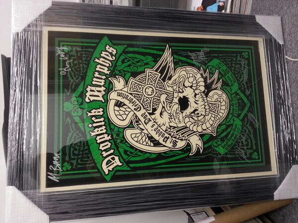dpacomm's tweet image. Huge thanks to @DropkickMurphys &amp;amp; @claddaghfund for donating this item to today's @GoCollierStrong event @ Hard Rock.