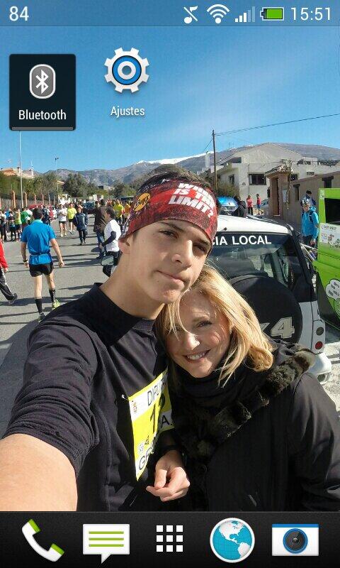 jose2097's tweet photo. Vaya peaso fondo de pantalla por el dia de la madre jajajaja http://t.co/rXBUabXWs1
