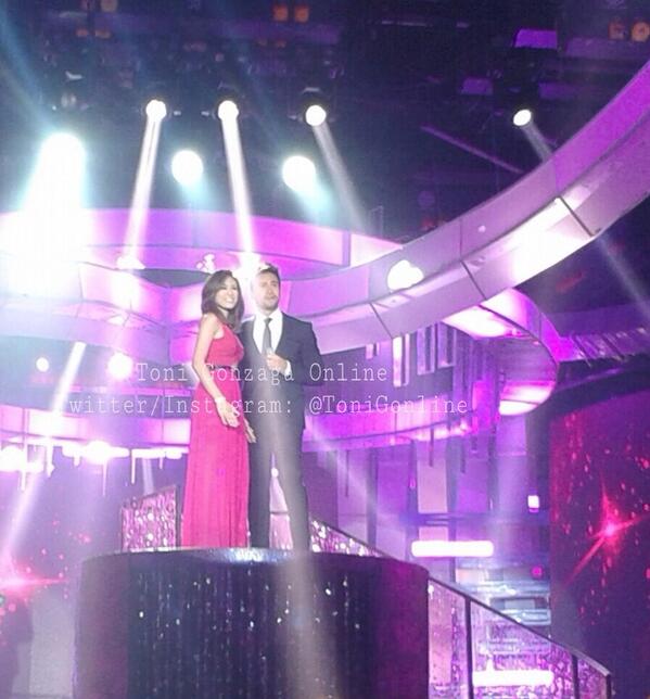 ToniGonline's tweet photo. Toni Gonzaga @PBBToniG & Sam Milby @samuelmilby #ASAPSummerFest http://t.co/mlQWYw6OJQ