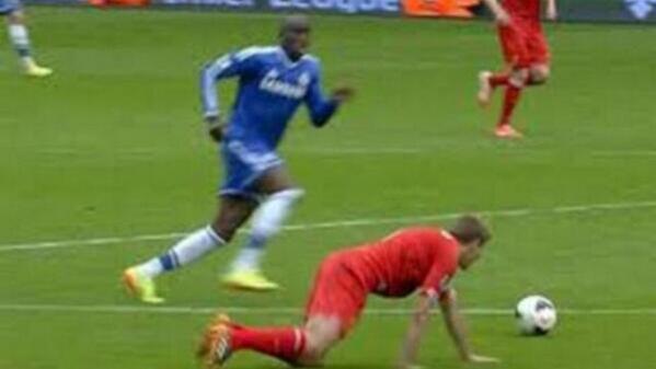 E1878's tweet photo. #BlameEverton http://t.co/LeVnNyJOYx