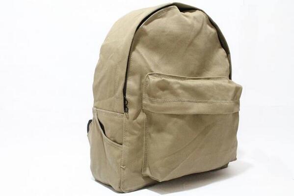 Gaya baru di hari baru dengan drybag denim classic ini gan. MAKIN BRUTAL LO PAKE, MAKIN KEREN ! FREE ONGKIR !!