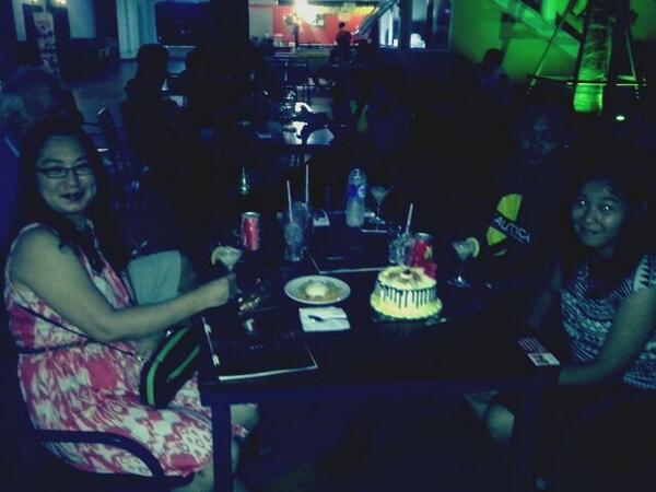 Tiara and her lovely fams, enjoy her 18th Birthday Dinner <a href="/pasarsegar_btm/">Dermaga & pasarsegar</a>, happy Birthday and WUATB