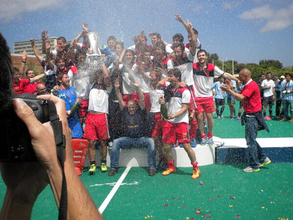 Los campeones de Liga celebrando el título!