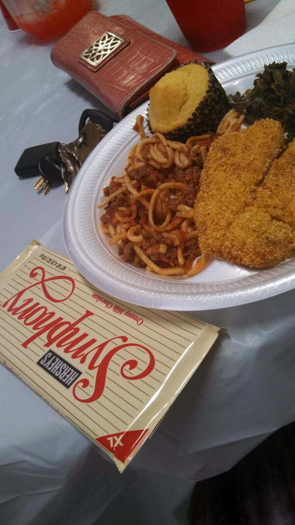 KatRainey's tweet image. Catfish, spaghetti, greens, cornbread and CHOCOLATE! #CollegeSunday #9thStreet